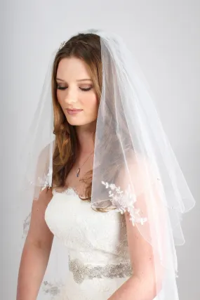 Bridal Apparel Lace Appliqué Veil with Pearl || CGC243C