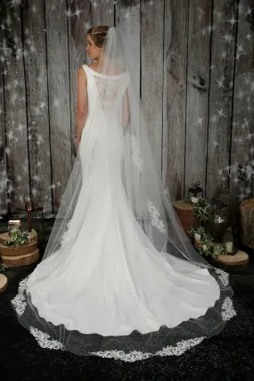 Bridal Apparel Swirl Lace Train Veil || CGC574B