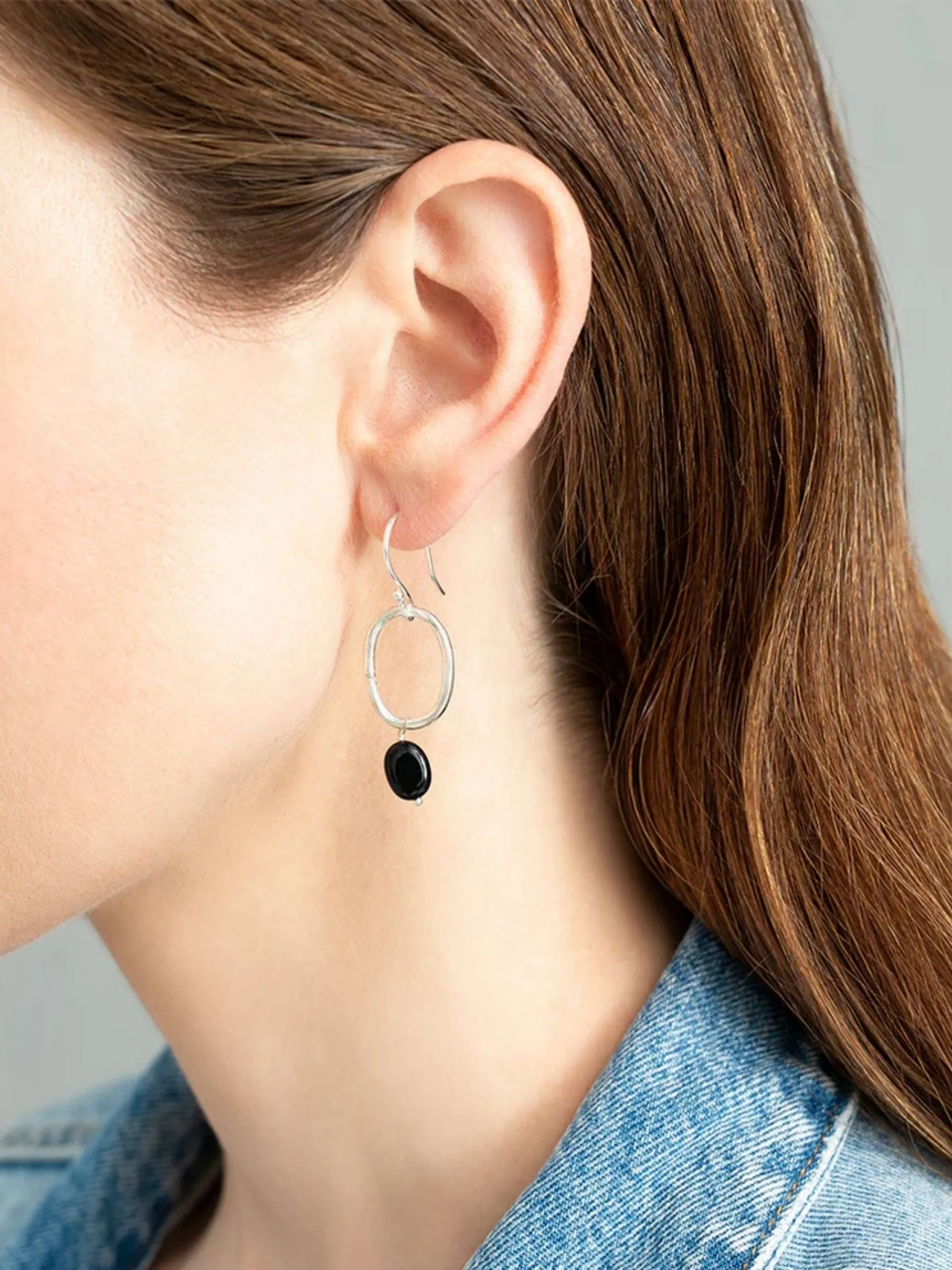 Graceful Black Onyx Earings SP | A Beautiful Story