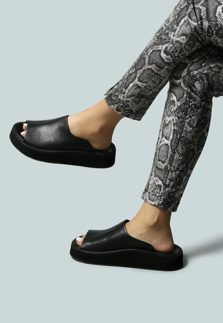 Jolie Platform Slip-On