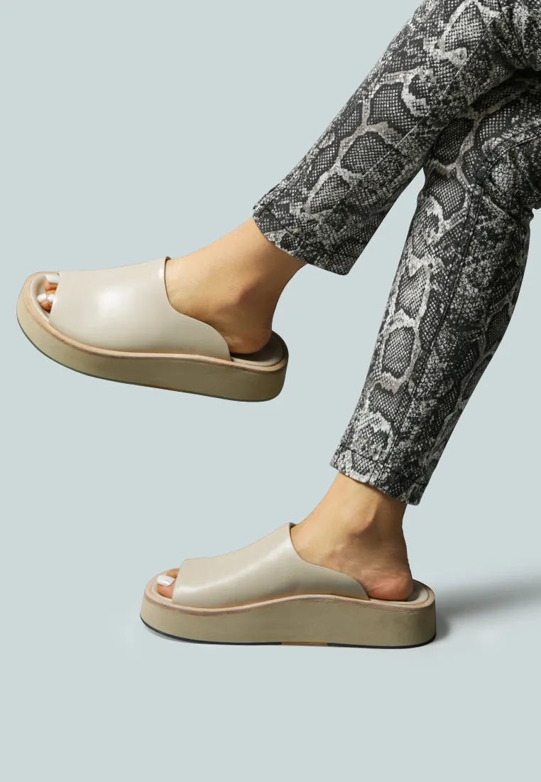 Jolie Platform Slip-On