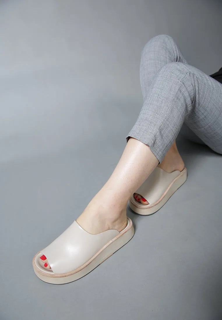 Jolie Platform Slip-On