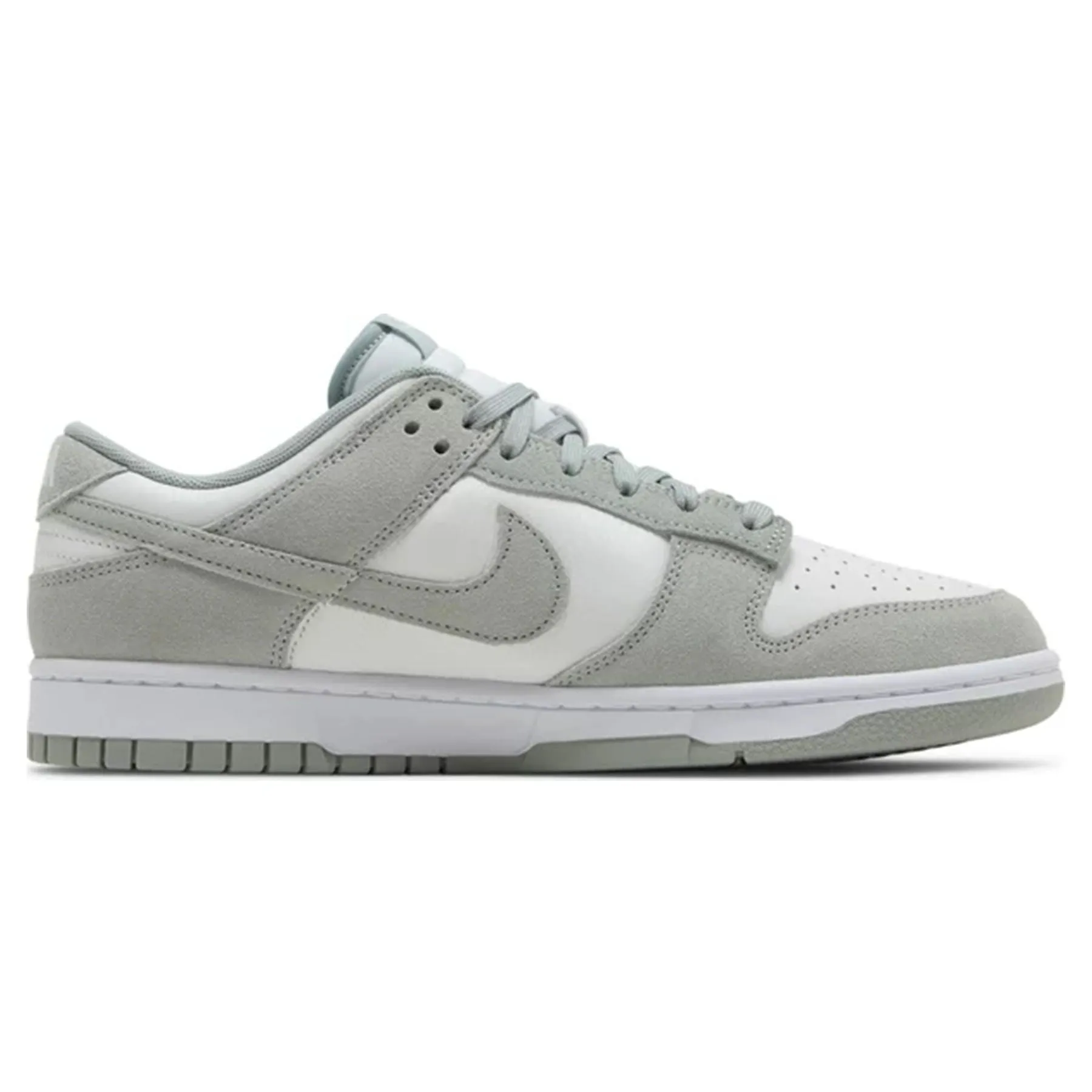 Nike Dunk Low SE 'Light Pumice'