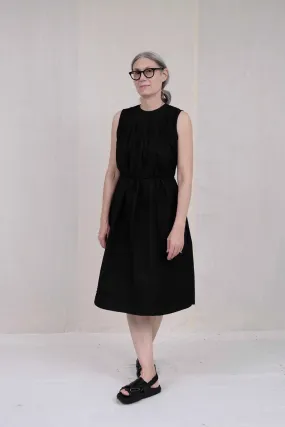 UQNATU Pintuck Dress - Black