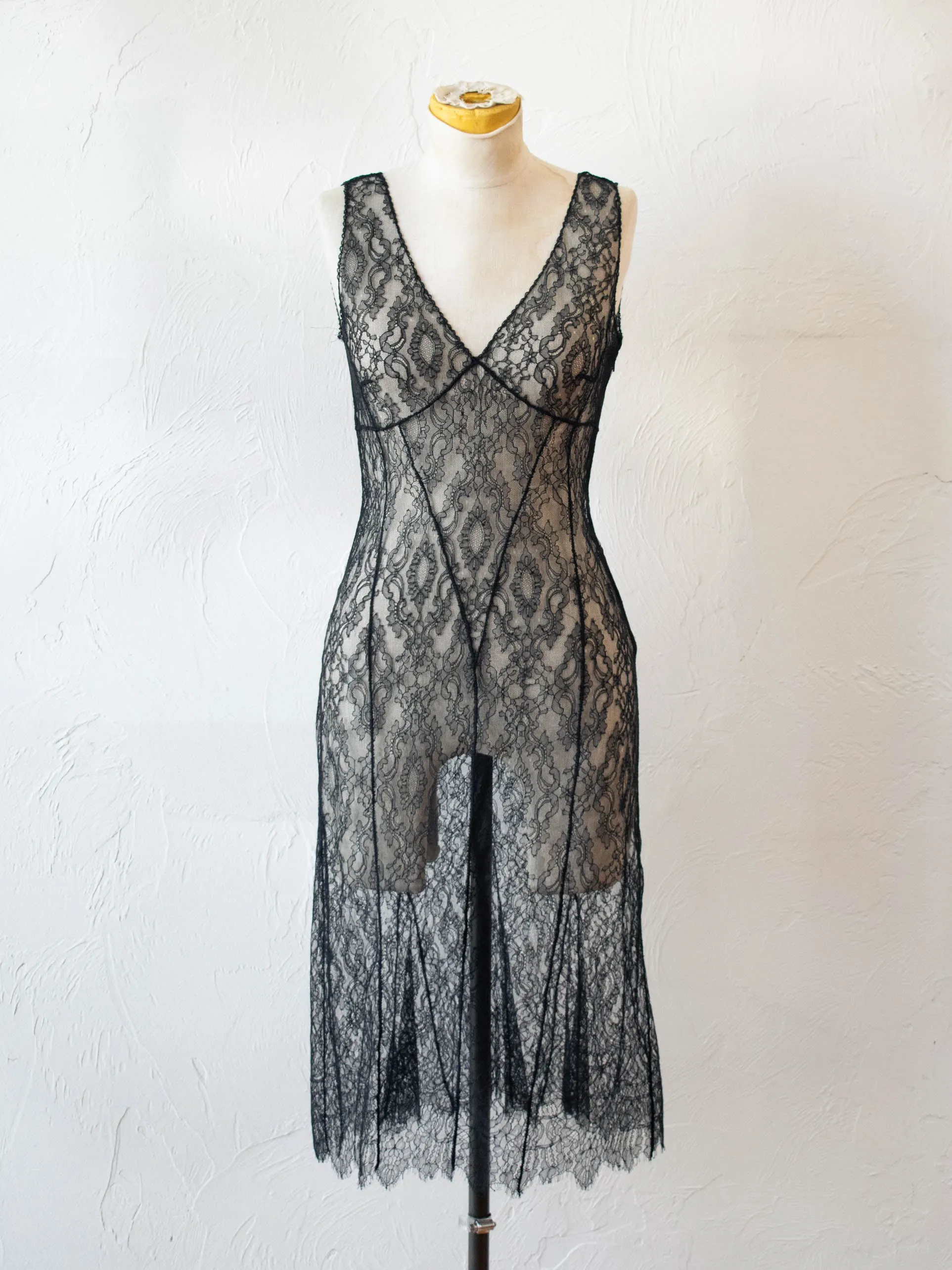 Vintage Max Mara Sleeveless Lace Little Black Dress S